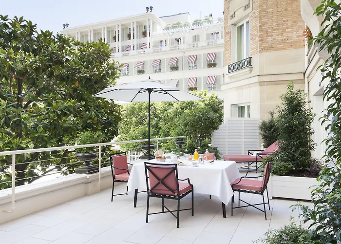 Le Bristol Paris, Oetker Hotels