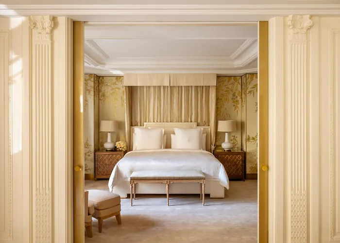 Four Seasons Hotel George V Paris
